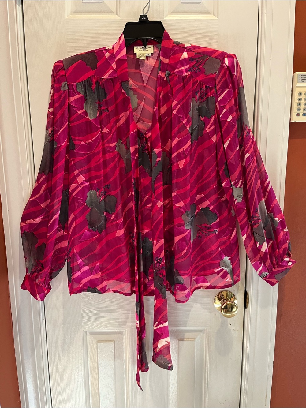 The Silk Farm 100% Silk Pink Geometric Floral Sheer Long Sleeve Blouse Size 14
